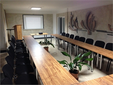 Conference hall for 60 seats with multimedia and screen